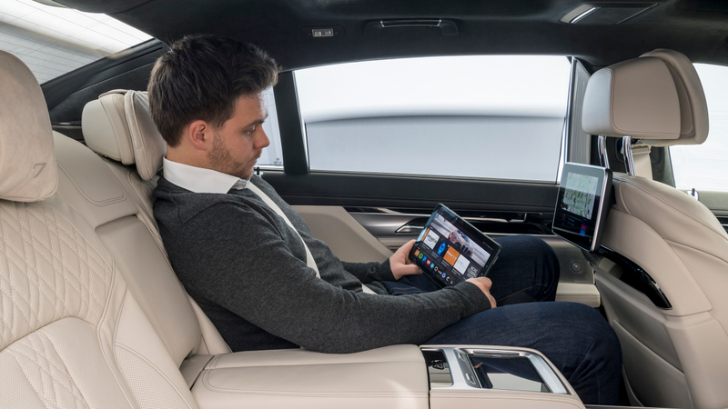 Illustration for article titled BMW: Go Ahead, Take Your Hands Off The Wheel Of Our 5 Series Prototype, It's Fine